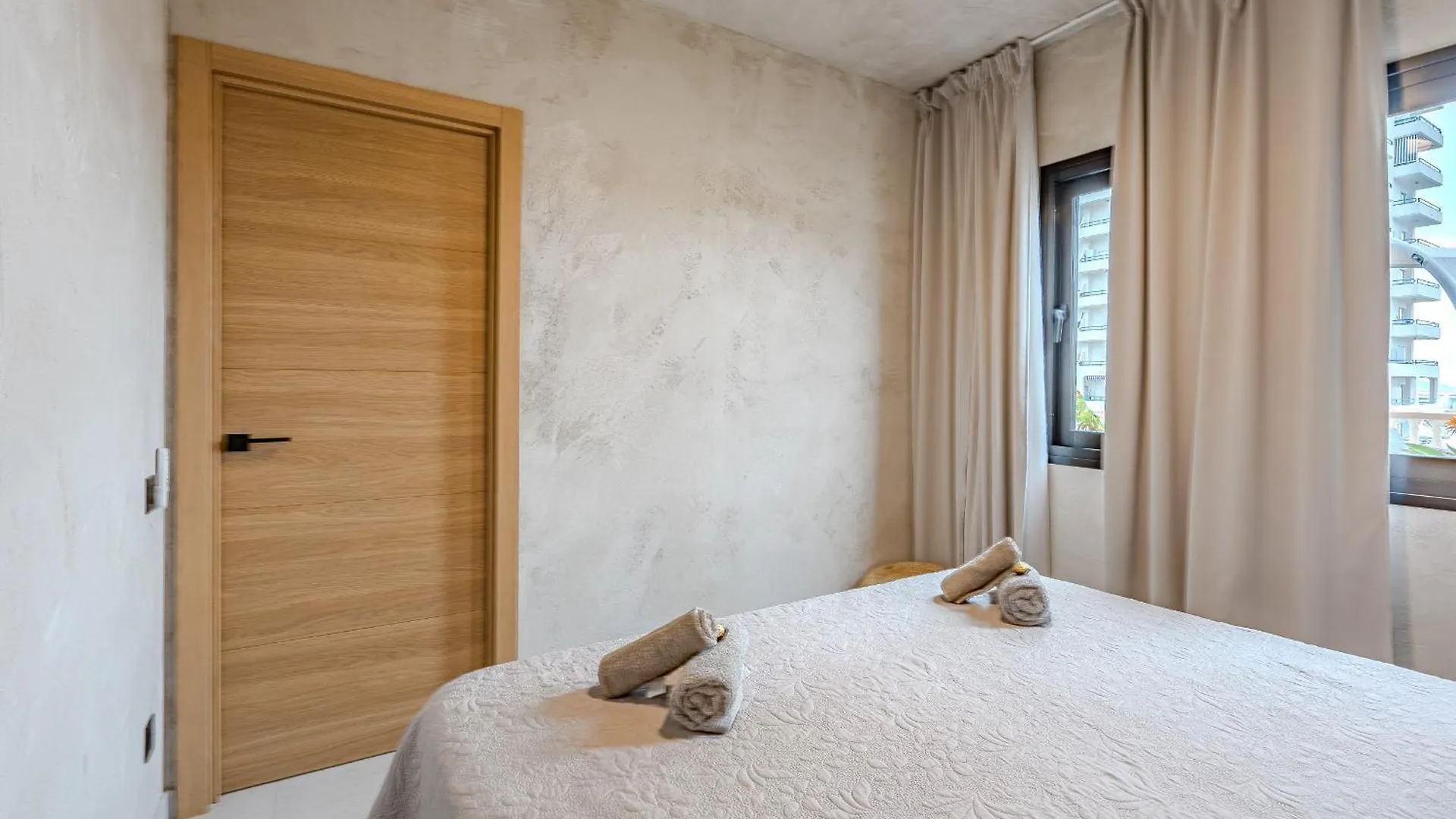 Apartment Bali Smart Home Hi-End Services Media Streaming Costa Adeje